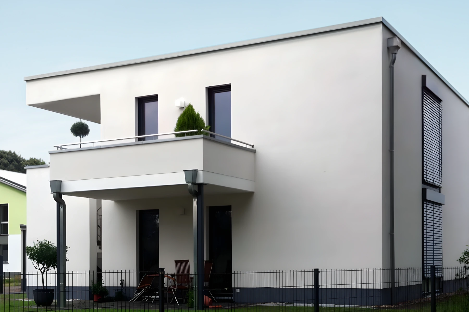 Zweifamilienhaus "Am Elbpavillion" Dessau 01